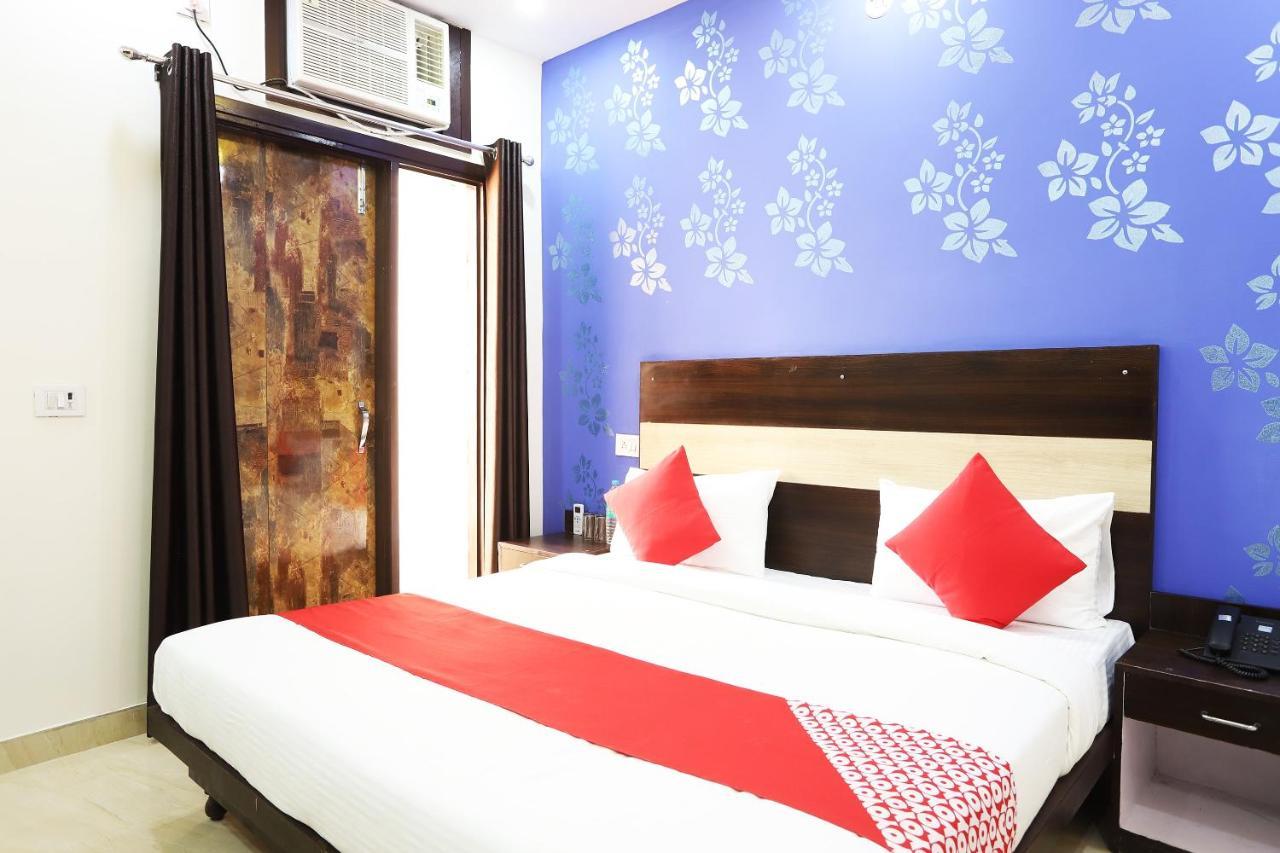 Oyo Flagship 42619 Diamond Key Hotel Delhi  Exterior photo